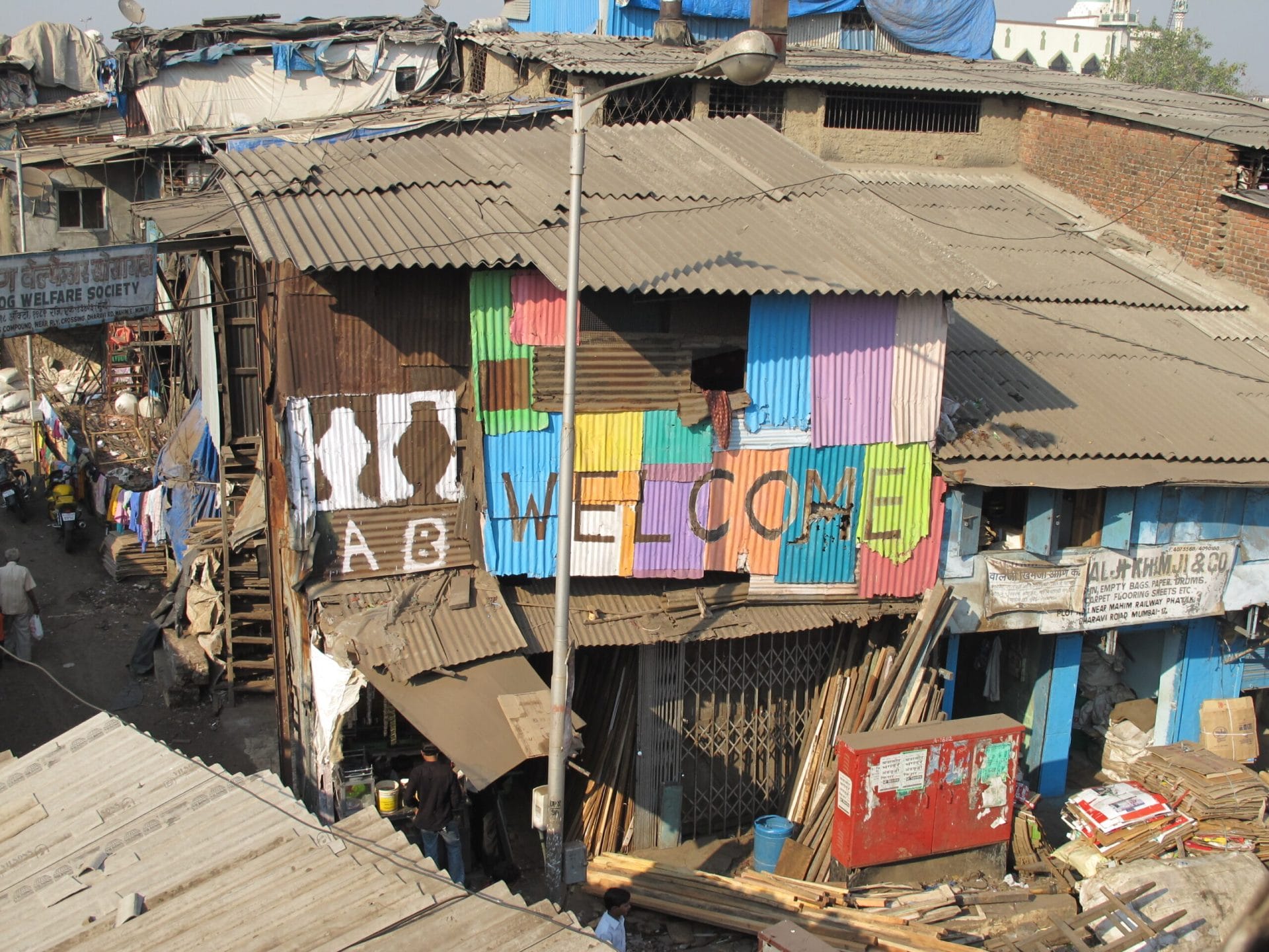 slum houses made with sheets