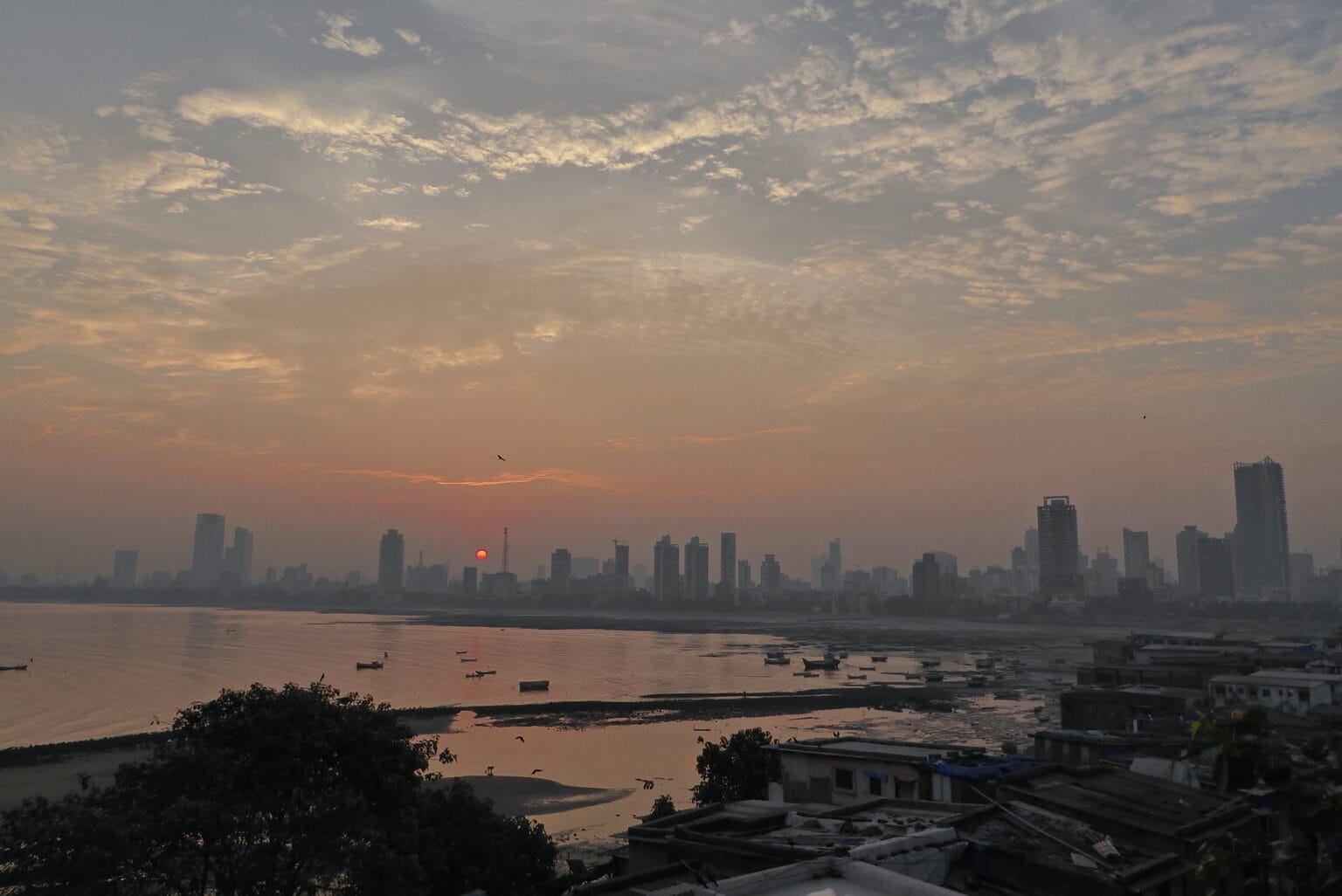 Undiscovered Mumbai Neighbourhood: Koliwadi - Sunrise view from Worli Fort