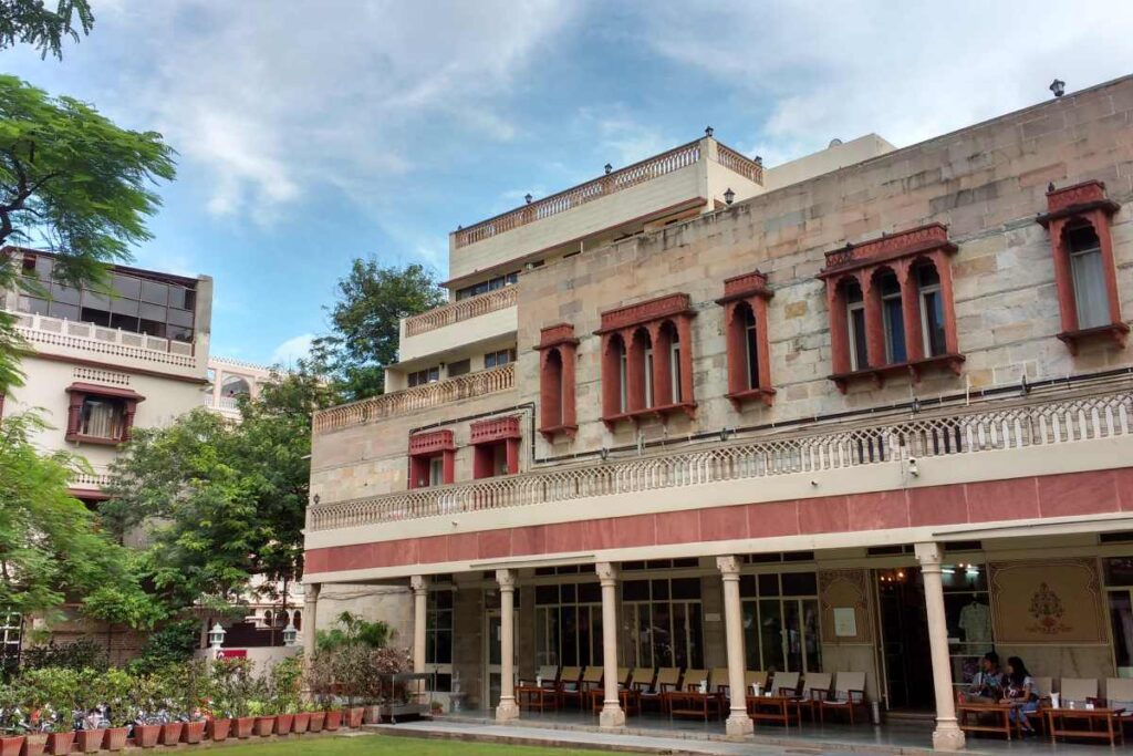 Budget-friendly hotel stay setup during a Golden Triangle tour in India, showing comfortable yet economical accommodation for travelers.